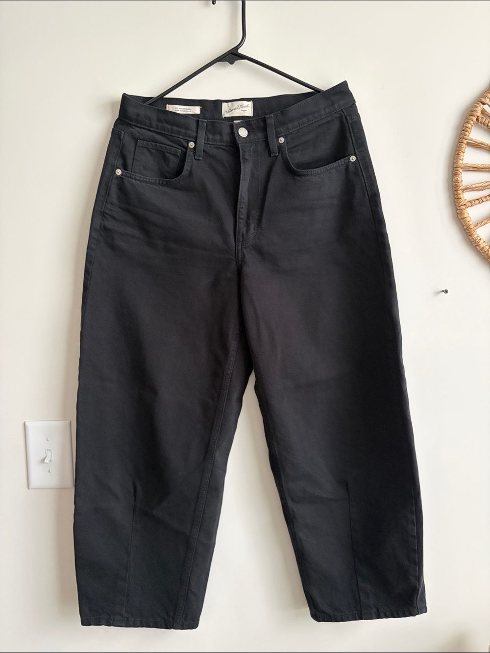 Universal Thread Barrel Jeans - size 8